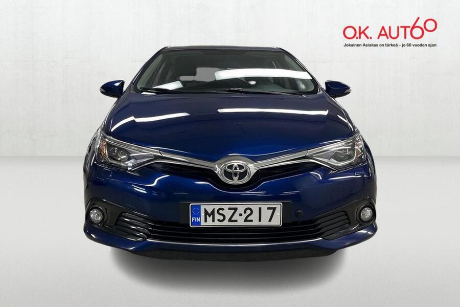 Toyota Auris vaihtoauto