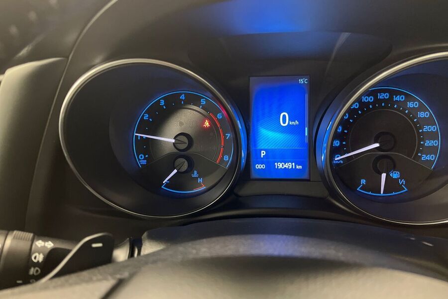 Toyota Auris vaihtoauto