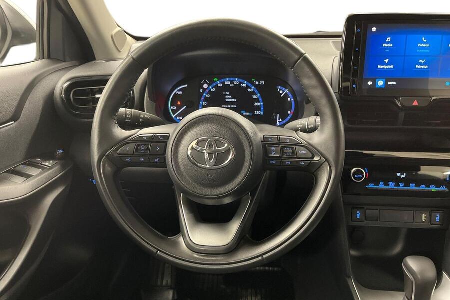 Toyota Yaris Cross vaihtoauto