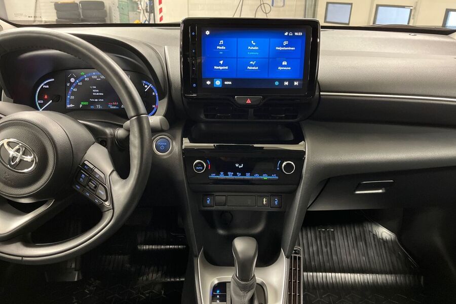 Toyota Yaris Cross vaihtoauto