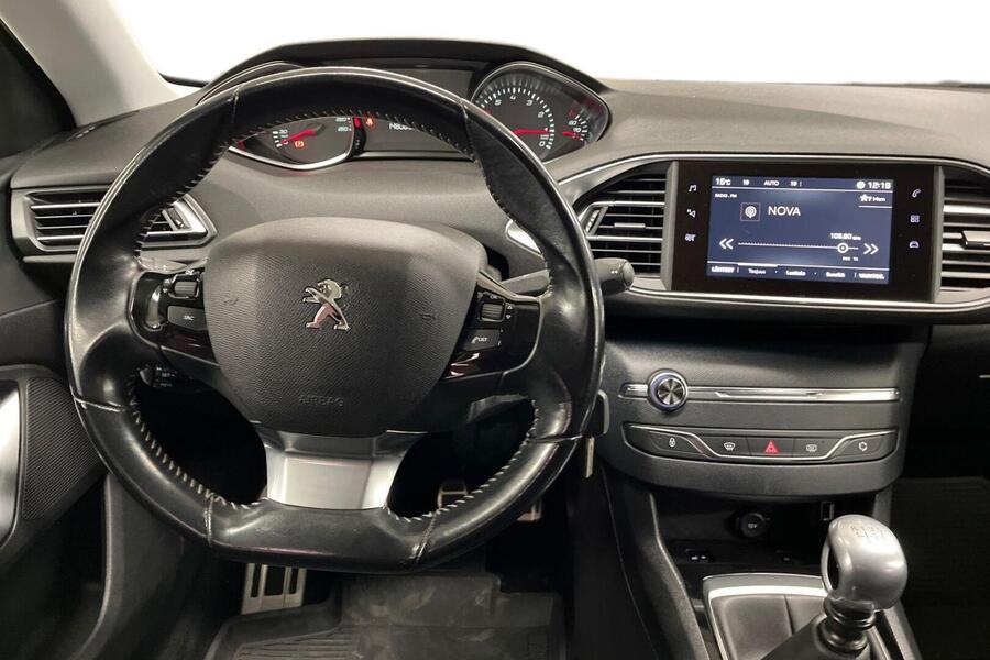 Peugeot 308 vaihtoauto