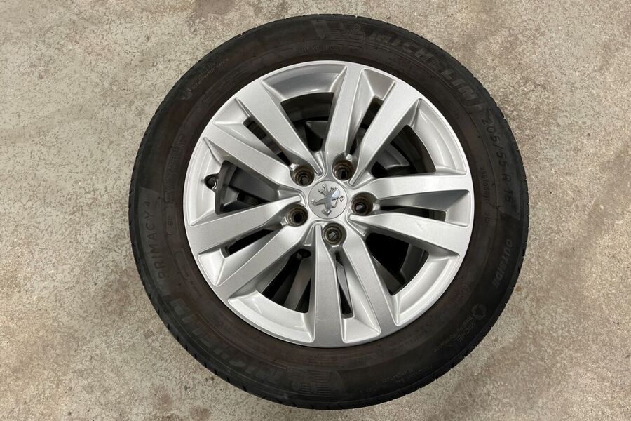 Peugeot 308 vaihtoauto