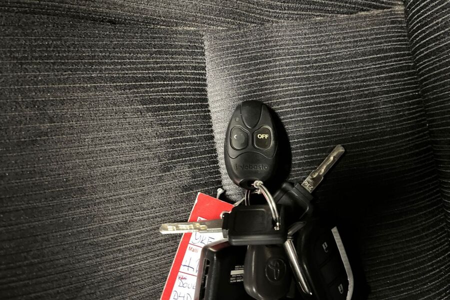 Toyota Hilux vaihtoauto