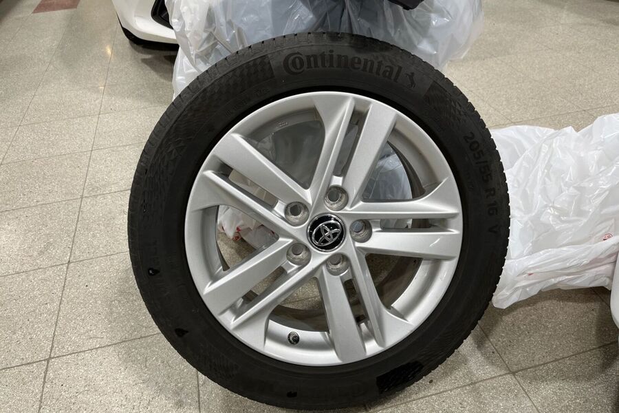 Toyota Corolla vaihtoauto