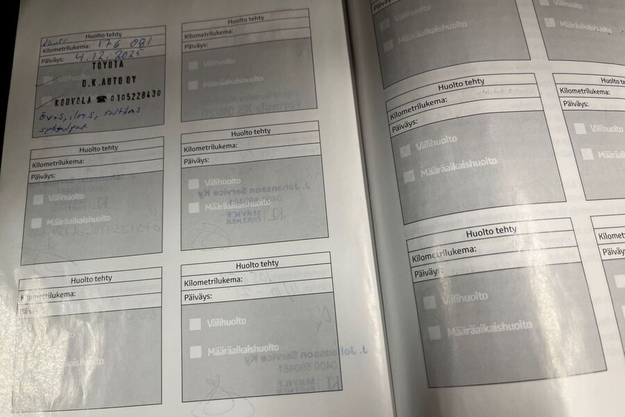 Toyota Auris vaihtoauto