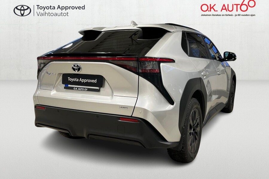 Toyota bZ4X vaihtoauto