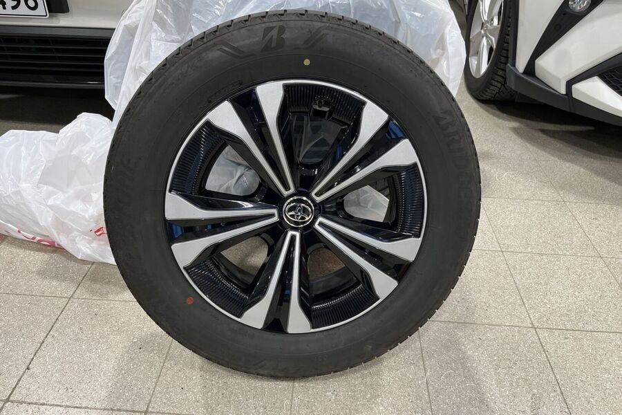 Toyota bZ4X vaihtoauto