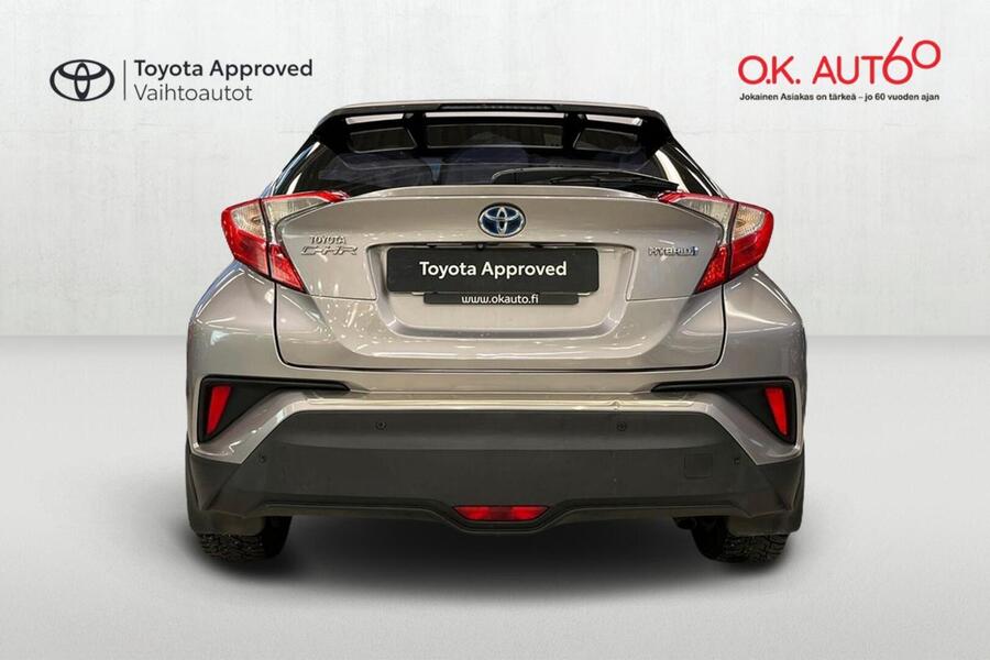 Toyota C-HR vaihtoauto