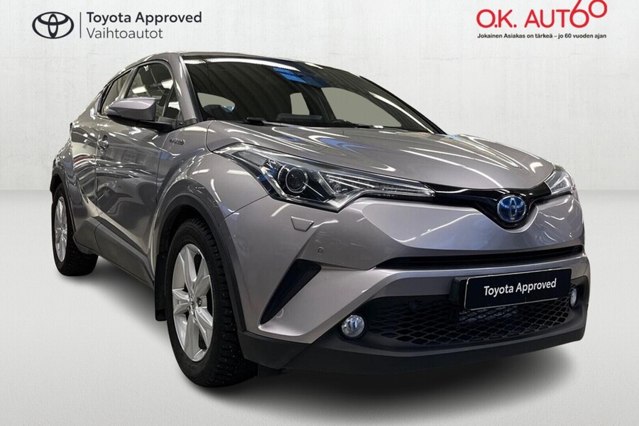 Toyota C-HR vaihtoauto