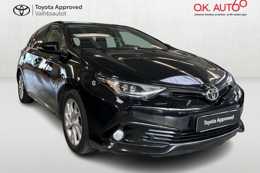 Toyota Auris vaihtoauto