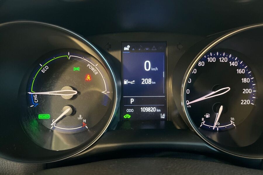 Toyota C-HR vaihtoauto