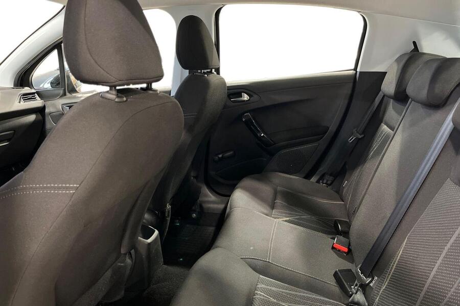 Peugeot 208 vaihtoauto