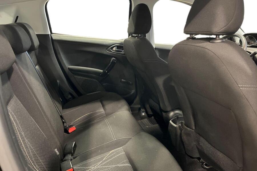 Peugeot 208 vaihtoauto