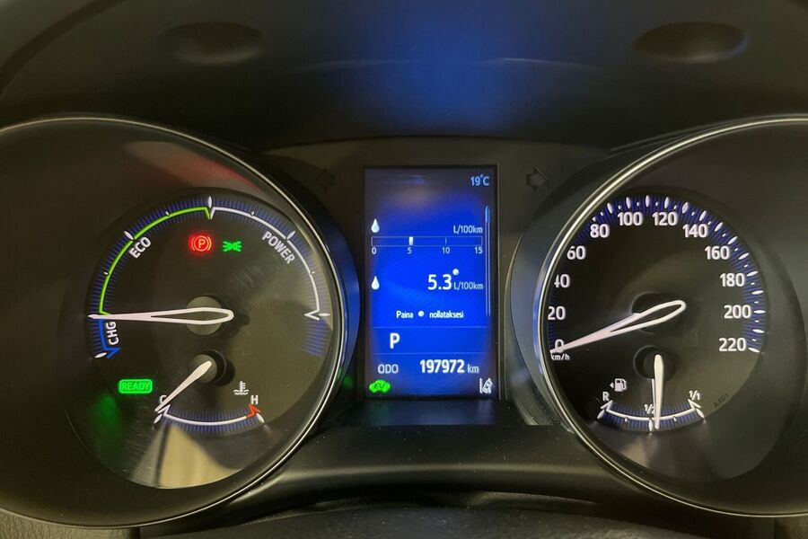 Toyota C-HR vaihtoauto