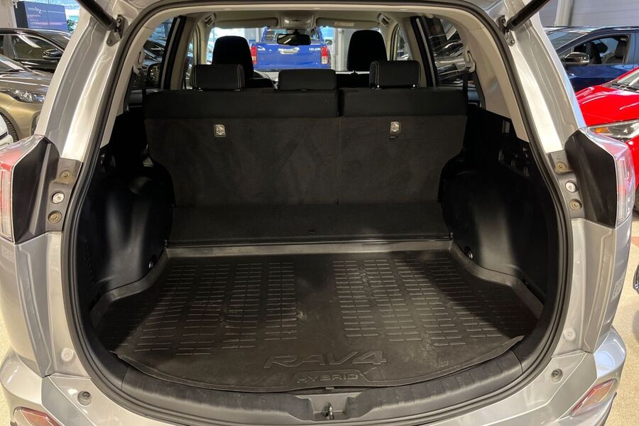 Toyota RAV4 vaihtoauto