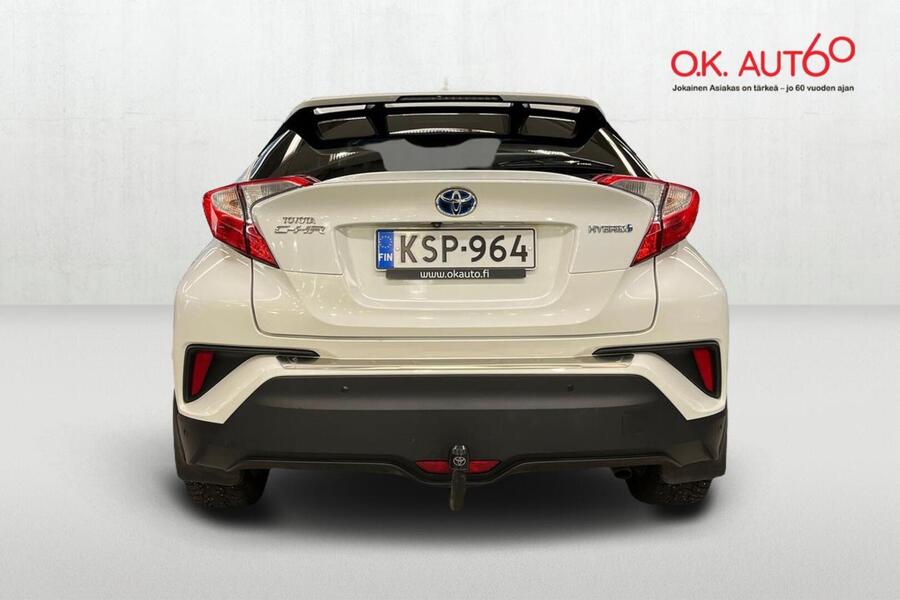 Toyota C-HR vaihtoauto