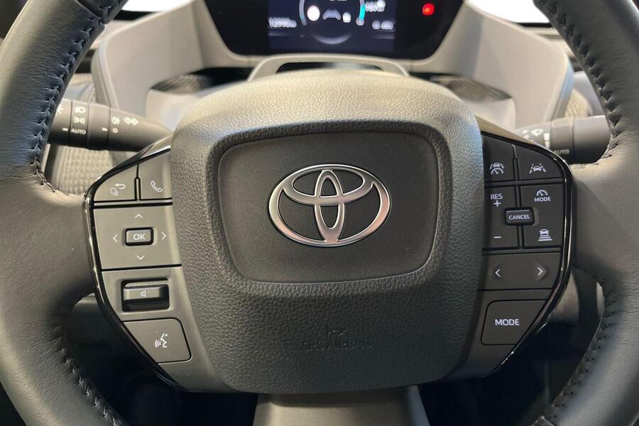 Toyota bZ4X vaihtoauto