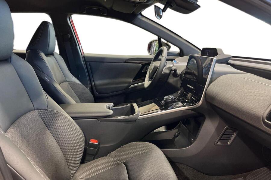 Toyota bZ4X vaihtoauto