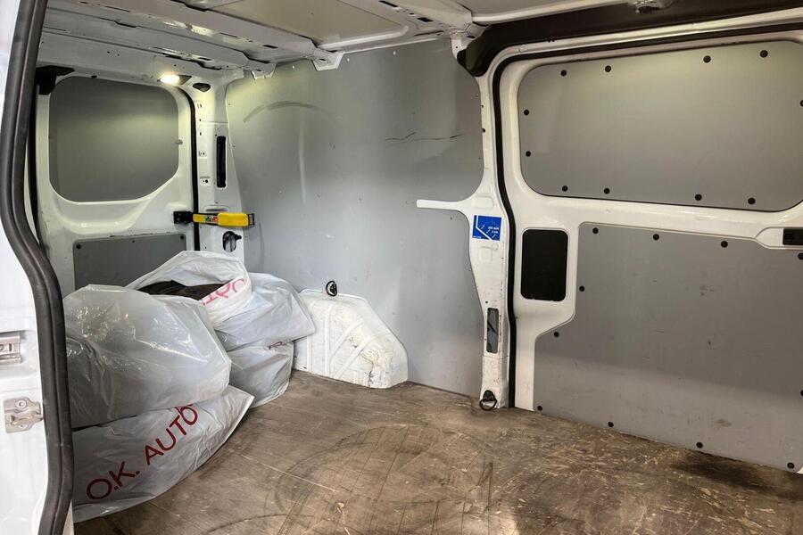 Ford Transit Custom vaihtoauto