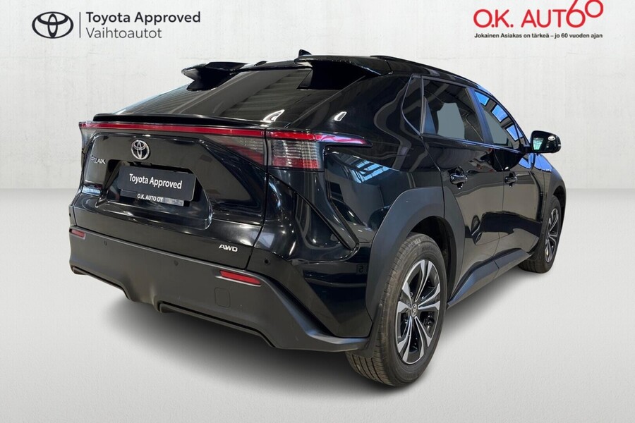 Toyota bZ4X vaihtoauto