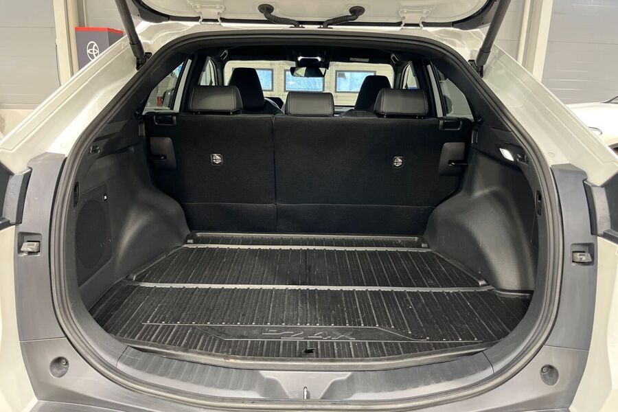 Toyota bZ4X vaihtoauto