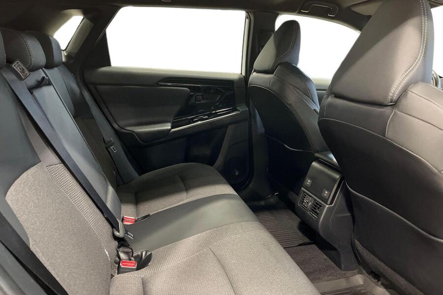 Toyota bZ4X vaihtoauto