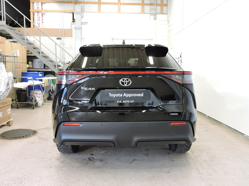 Toyota bZ4X vaihtoauto