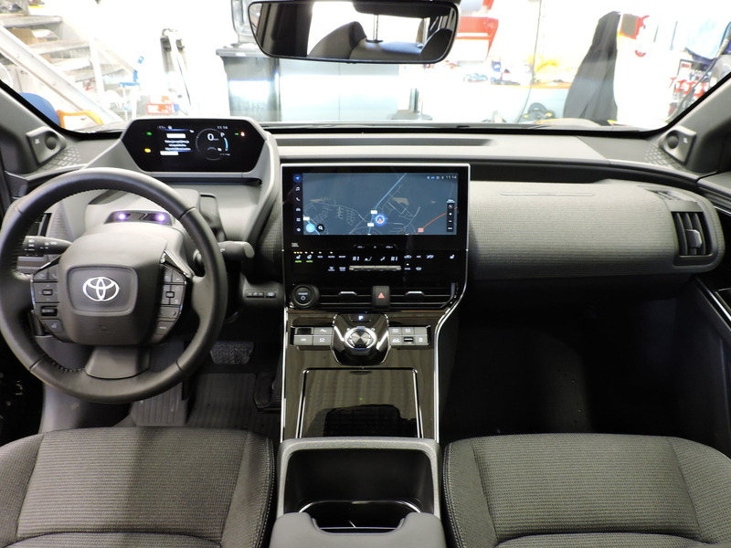 Toyota bZ4X vaihtoauto