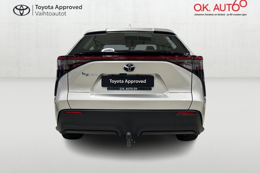 Toyota bZ4X vaihtoauto