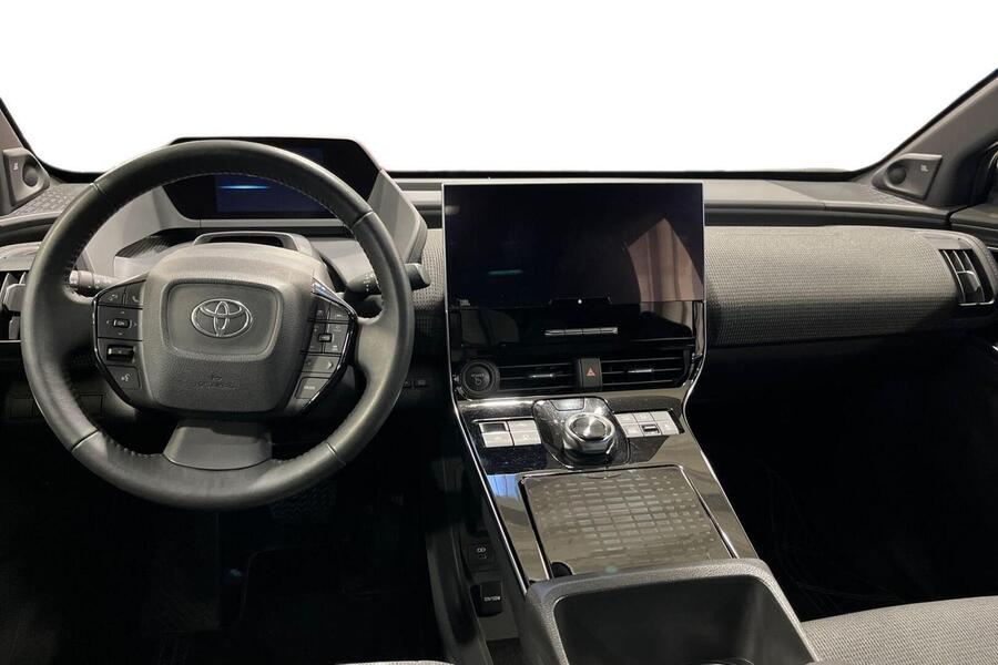 Toyota bZ4X vaihtoauto