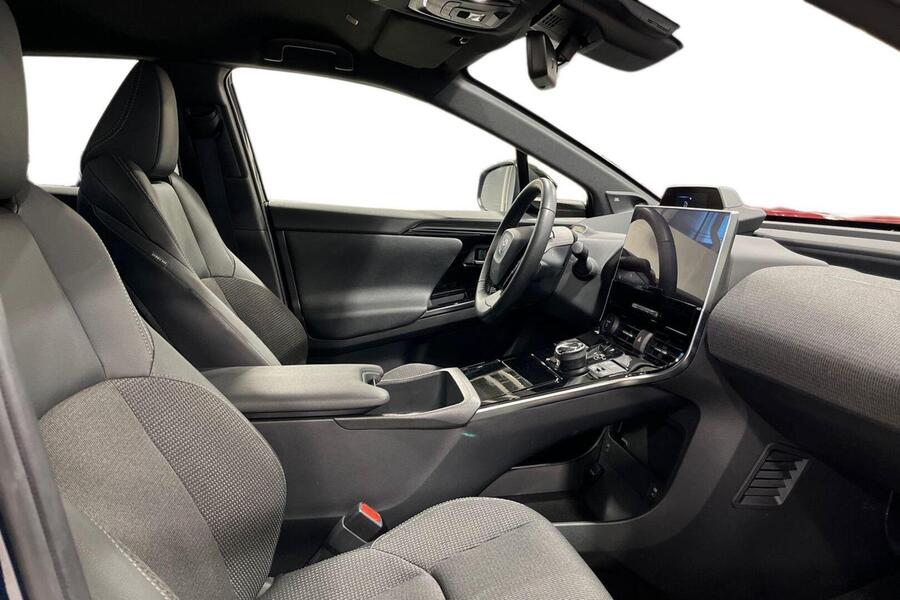 Toyota bZ4X vaihtoauto