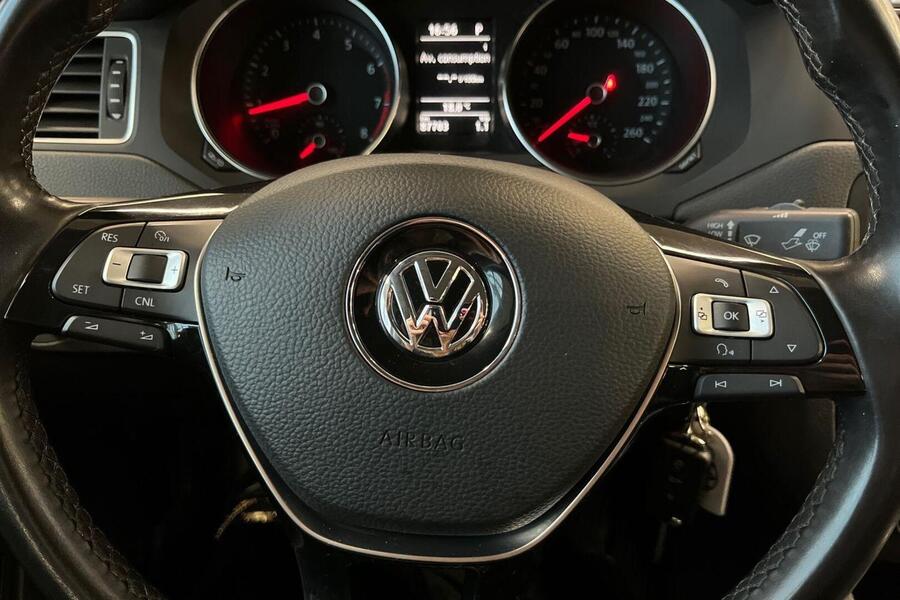 Volkswagen Jetta vaihtoauto