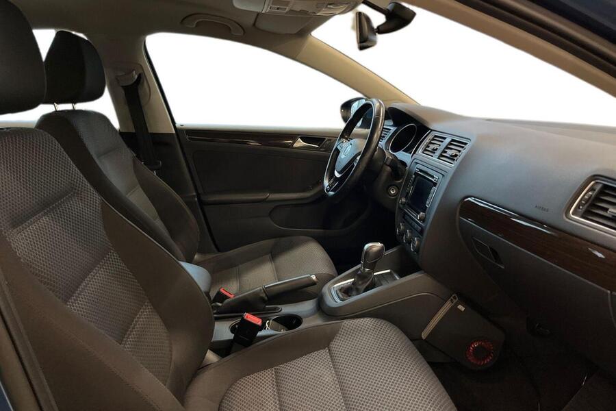 Volkswagen Jetta vaihtoauto