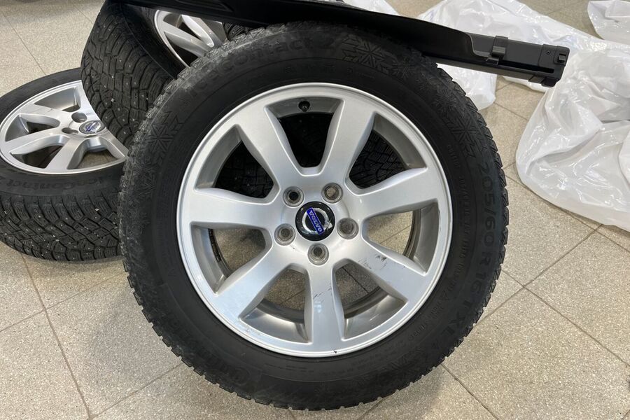 Volvo V60 vaihtoauto