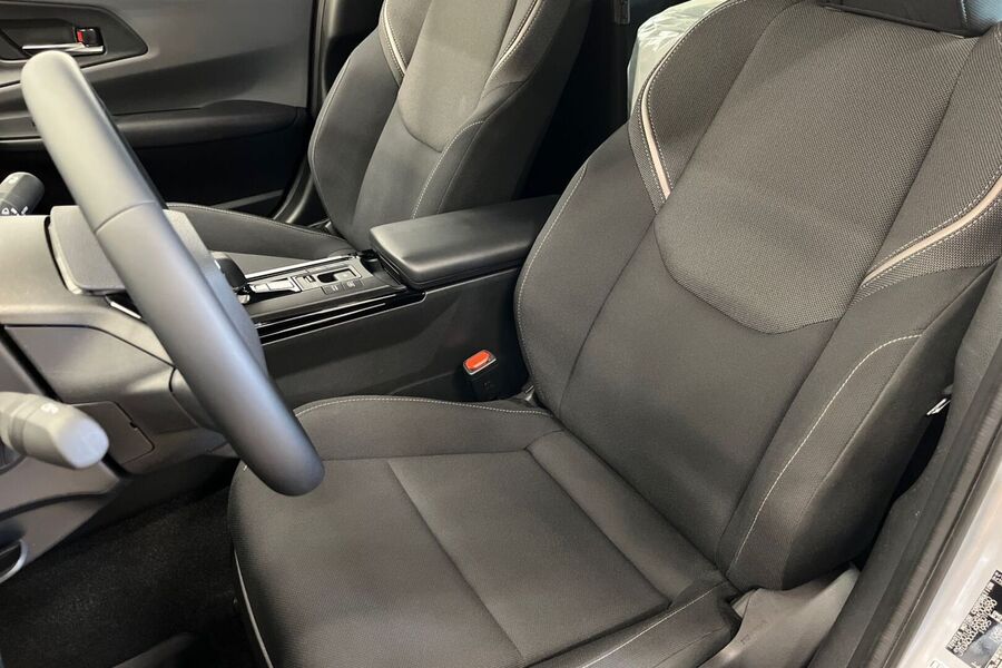 Toyota Prius Plug-in vaihtoauto