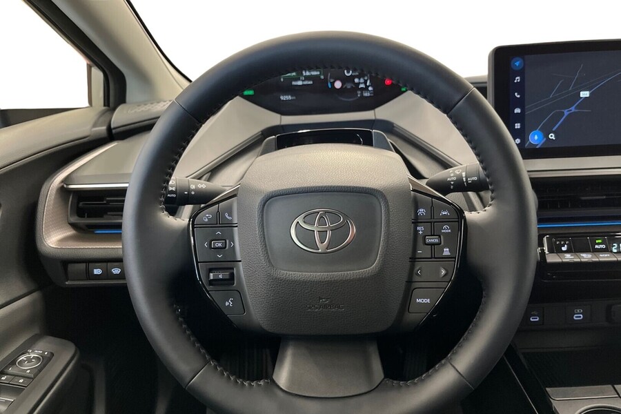 Toyota Prius Plug-in vaihtoauto