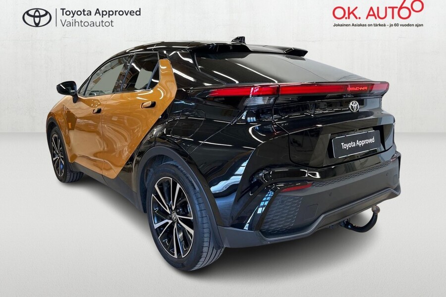 Toyota C-HR vaihtoauto