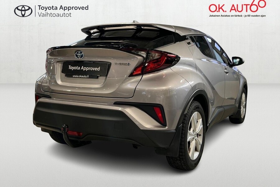 Toyota C-HR vaihtoauto