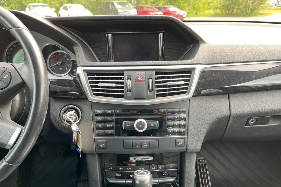 Mercedes-Benz E vaihtoauto