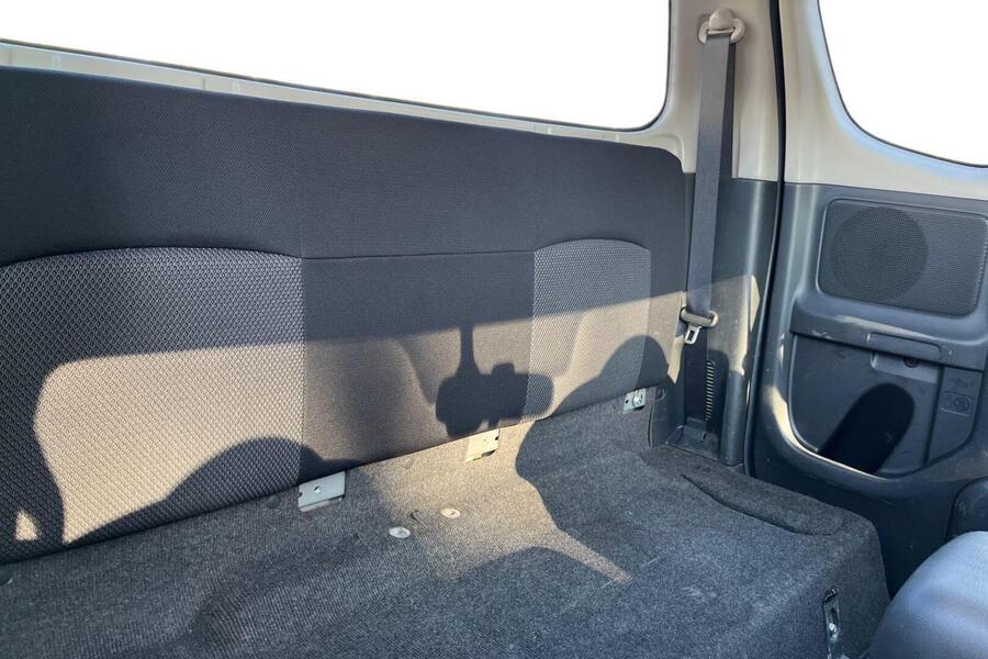 Mitsubishi L-200 vaihtoauto