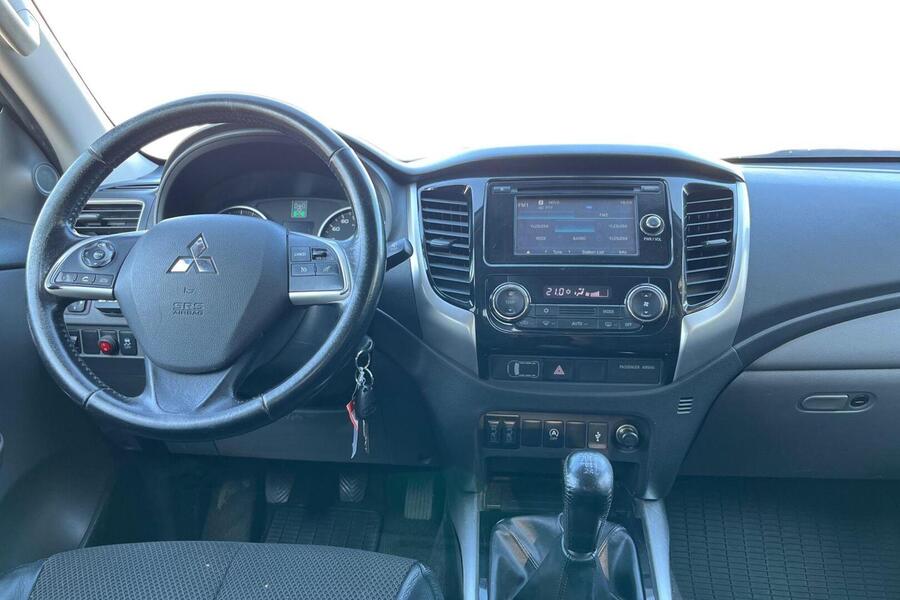 Mitsubishi L200 vaihtoauto