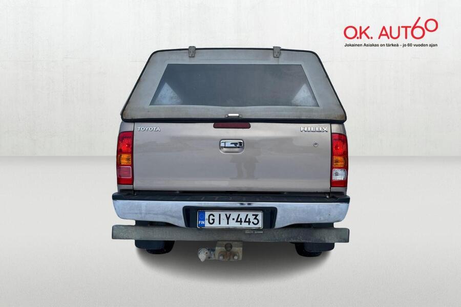 Toyota Hilux vaihtoauto