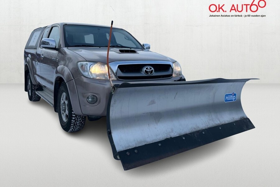 Toyota Hilux vaihtoauto