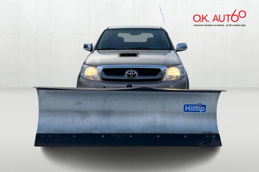 Toyota Hilux vaihtoauto