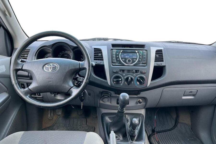Toyota Hilux vaihtoauto