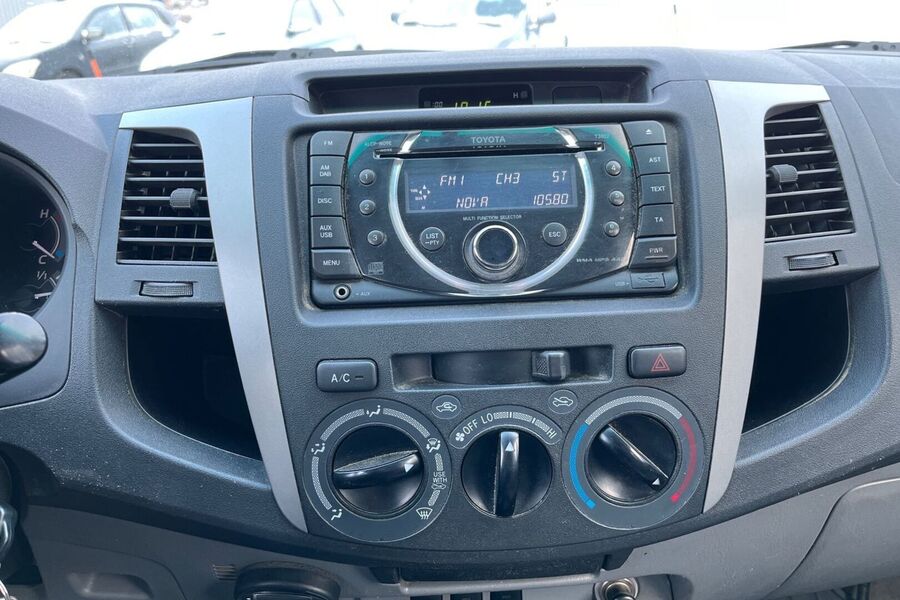 Toyota Hilux vaihtoauto