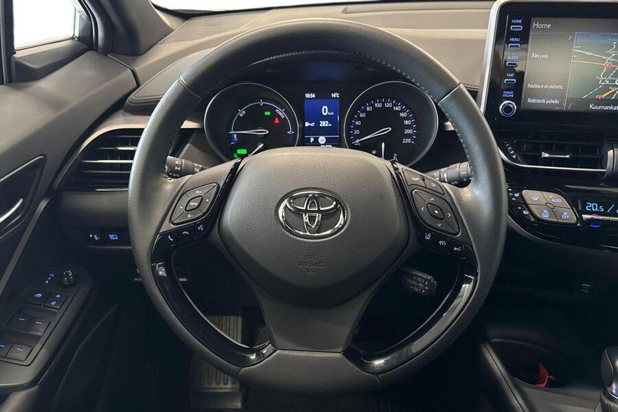 Toyota C-HR vaihtoauto