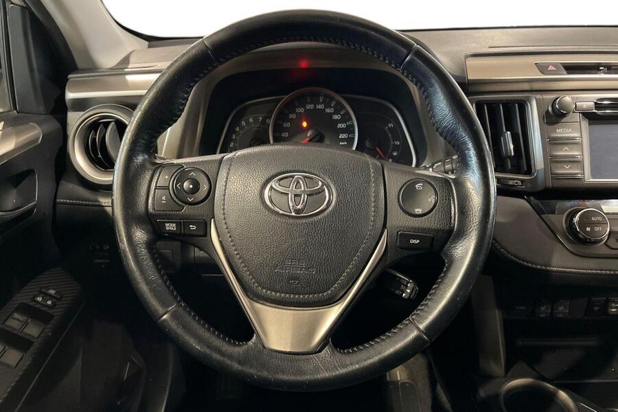 Toyota RAV4 vaihtoauto