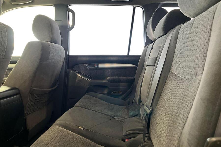 Toyota Land Cruiser vaihtoauto