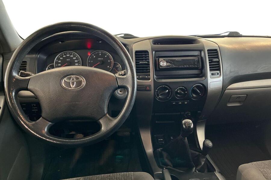 Toyota Land Cruiser vaihtoauto